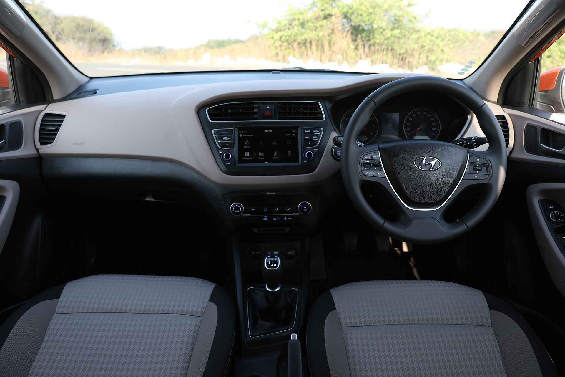 2018 Hyundai Elite i20 Interior