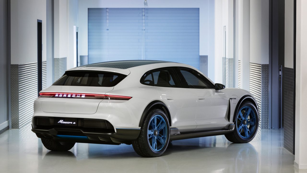 Porsche Cross Turismo Mission E