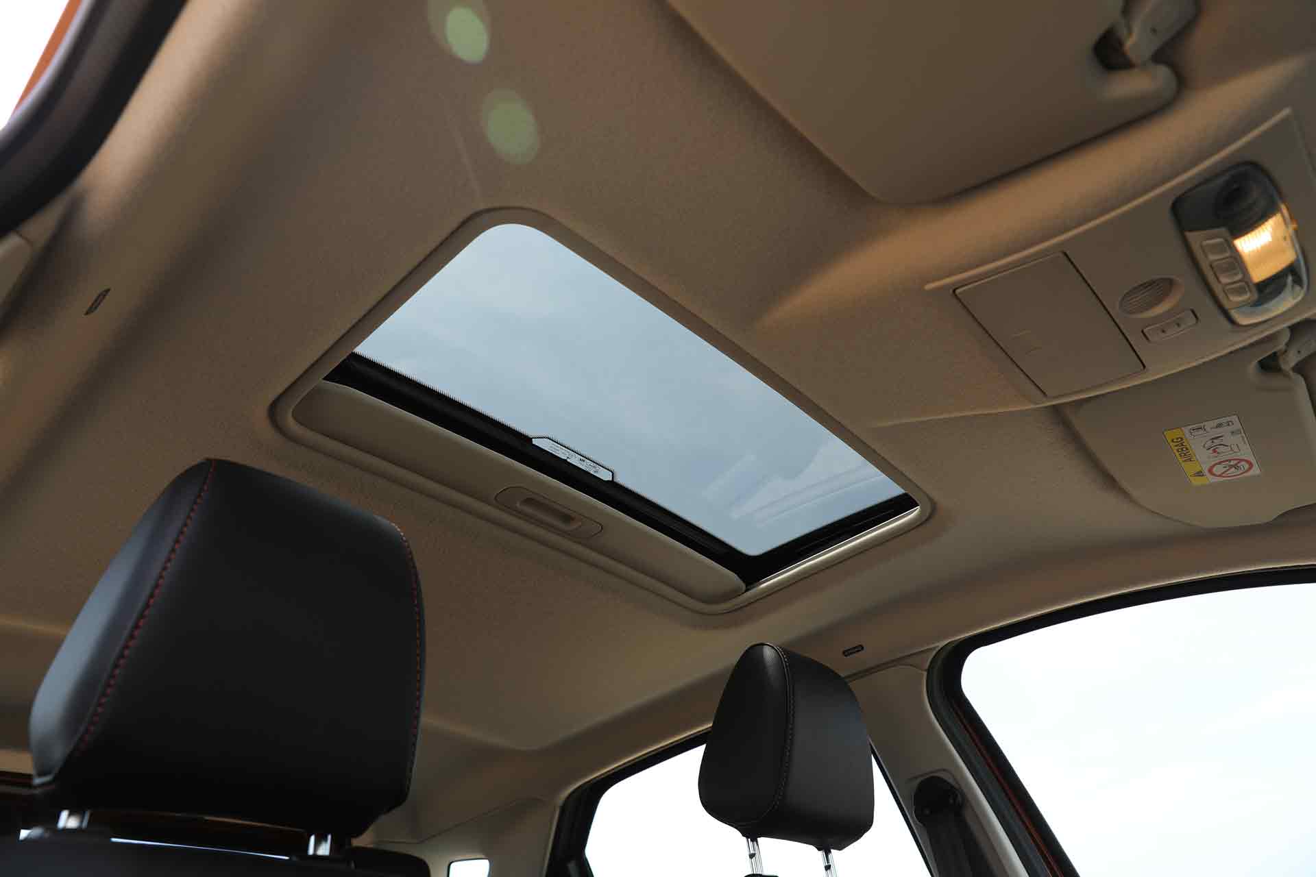Ford EcoSport S Sunroof