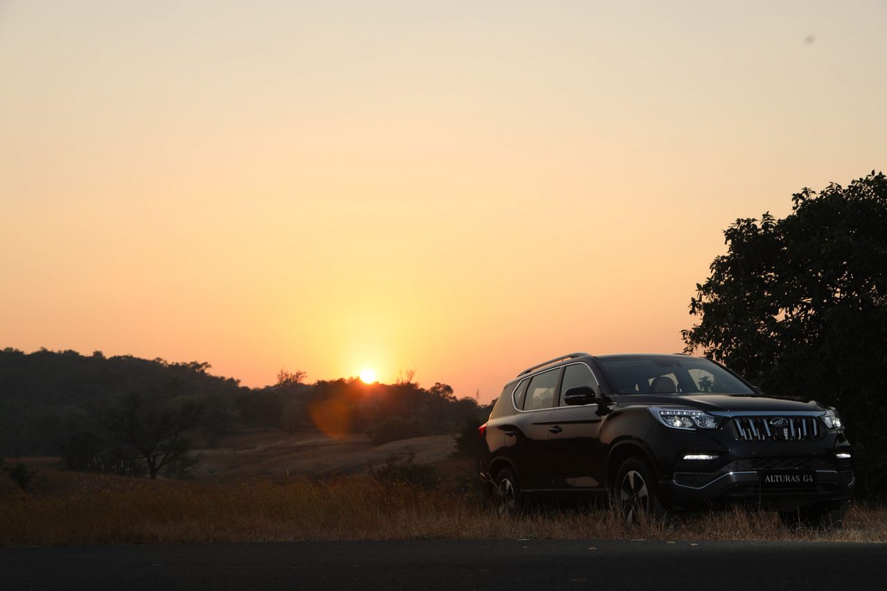 Mahindra Alturas G4 India Review