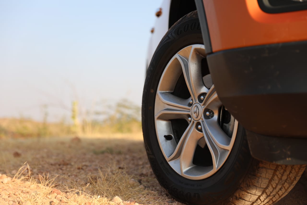 Tata Harrier Wheels