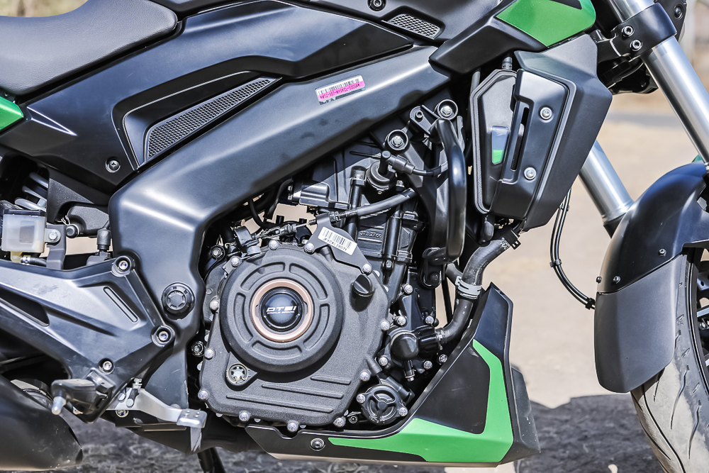 2019 Bajaj Dominar 400