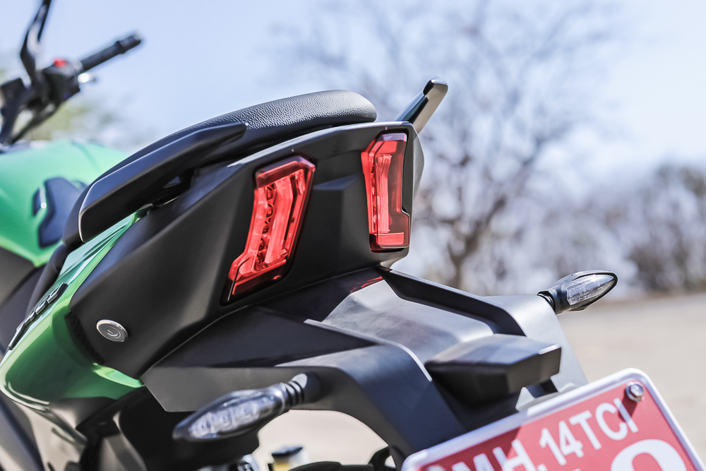 2019 Bajaj Dominar 400