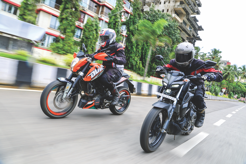 Yamaha MT 15 vs KTM 200 Duke