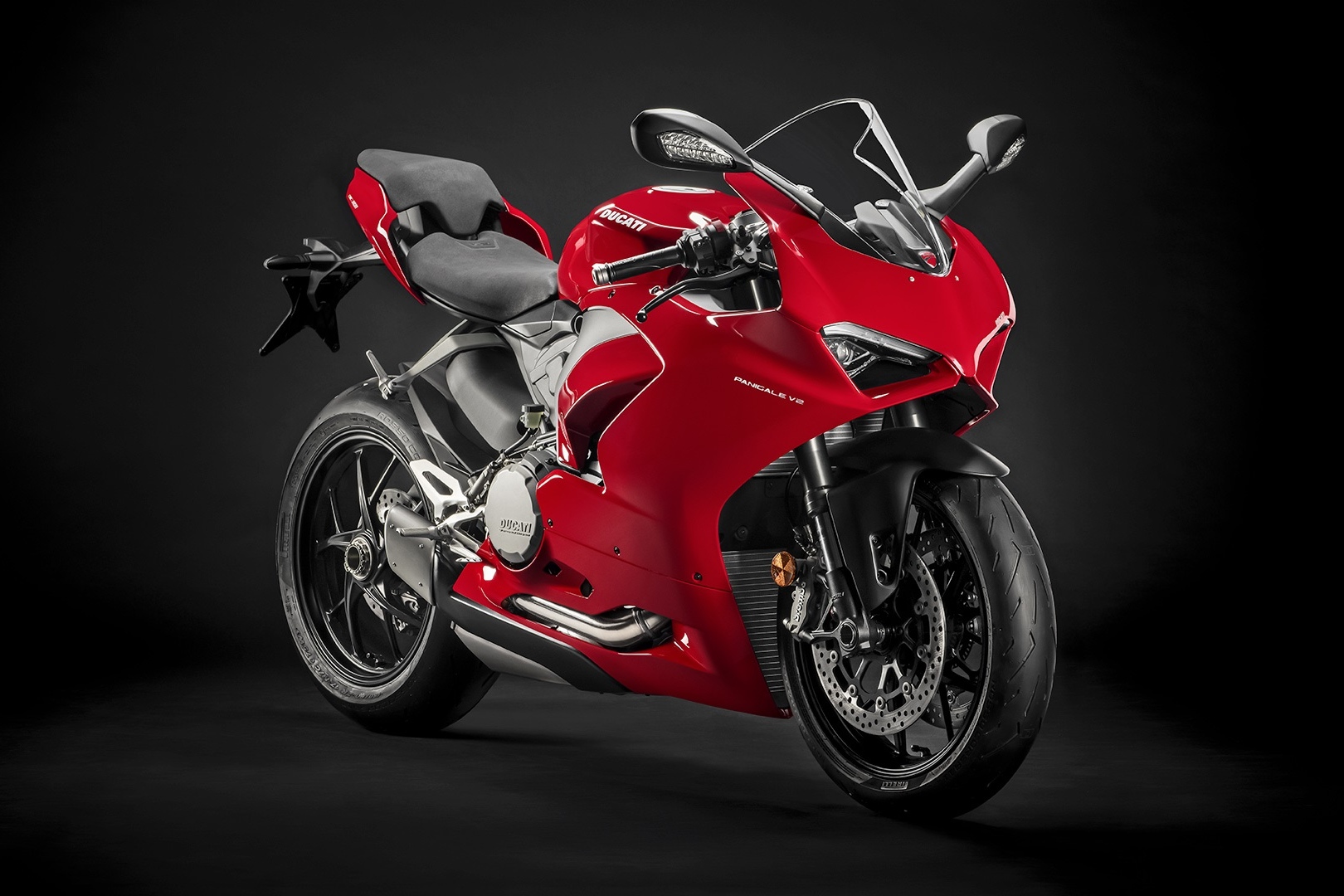 new-wave-ducati-panigale-v2-launched-motoring-world