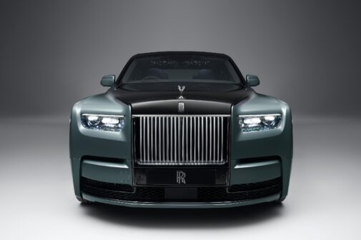2022 Rolls Royce Phantom front profile