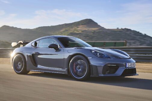 Porsche 718 Cayman GT4 RS side