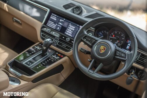 Porsche Macan - Interiors - dashboard