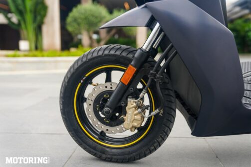 Ather 450X First Ride Review - front wheel