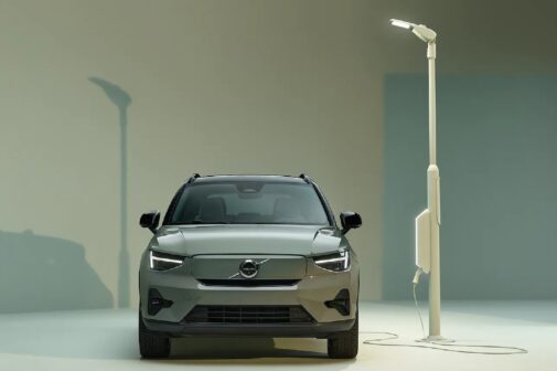 volvo XC40 recharge launch front