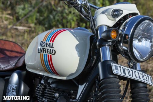 Royal Enfield Classic modificado por Old Delhi Motorcycles y MS Customs