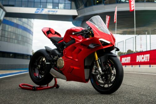 ducati panigale v4 static