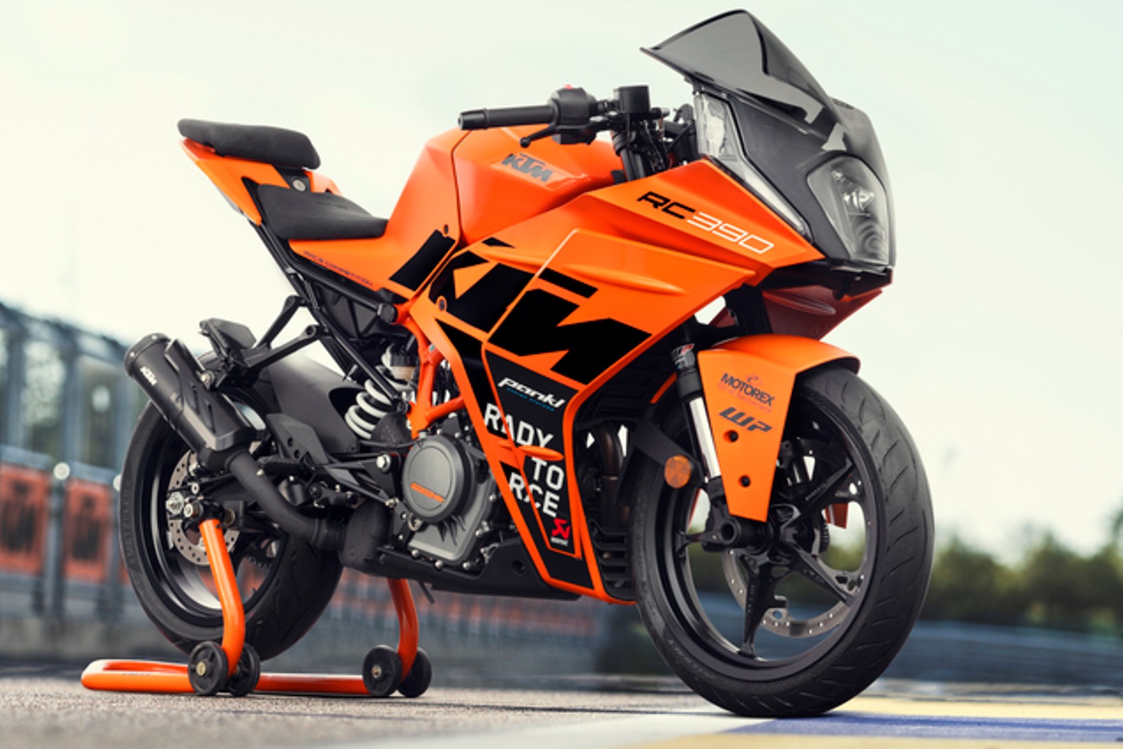 KTM RC 390 and RC 200 special GP edition launched in India Motoring World