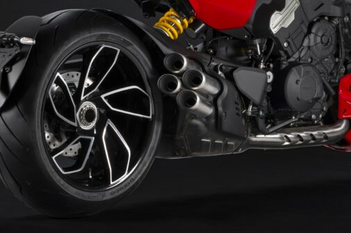 Ducati Diavel V4 2