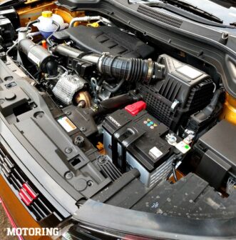 Mahindra XUV300 Turbosport