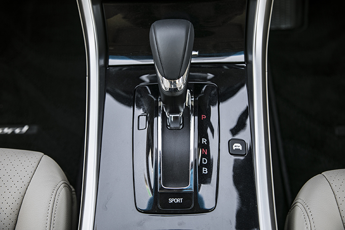 Honda Accord Hybrid Gear Shifter