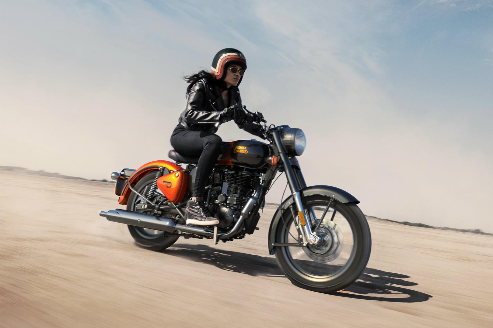 Visual Overhaul — Royal Enfield Classic 350 Gets New Colours - Motoring