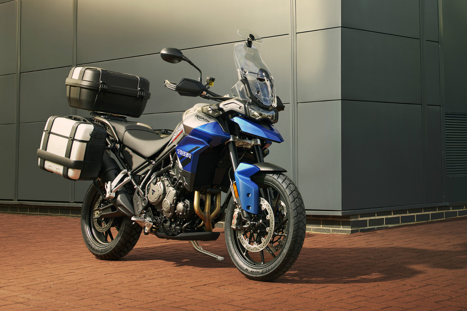 Toned-Down — Triumph Tiger 850 Sport Unveiled - Motoring World