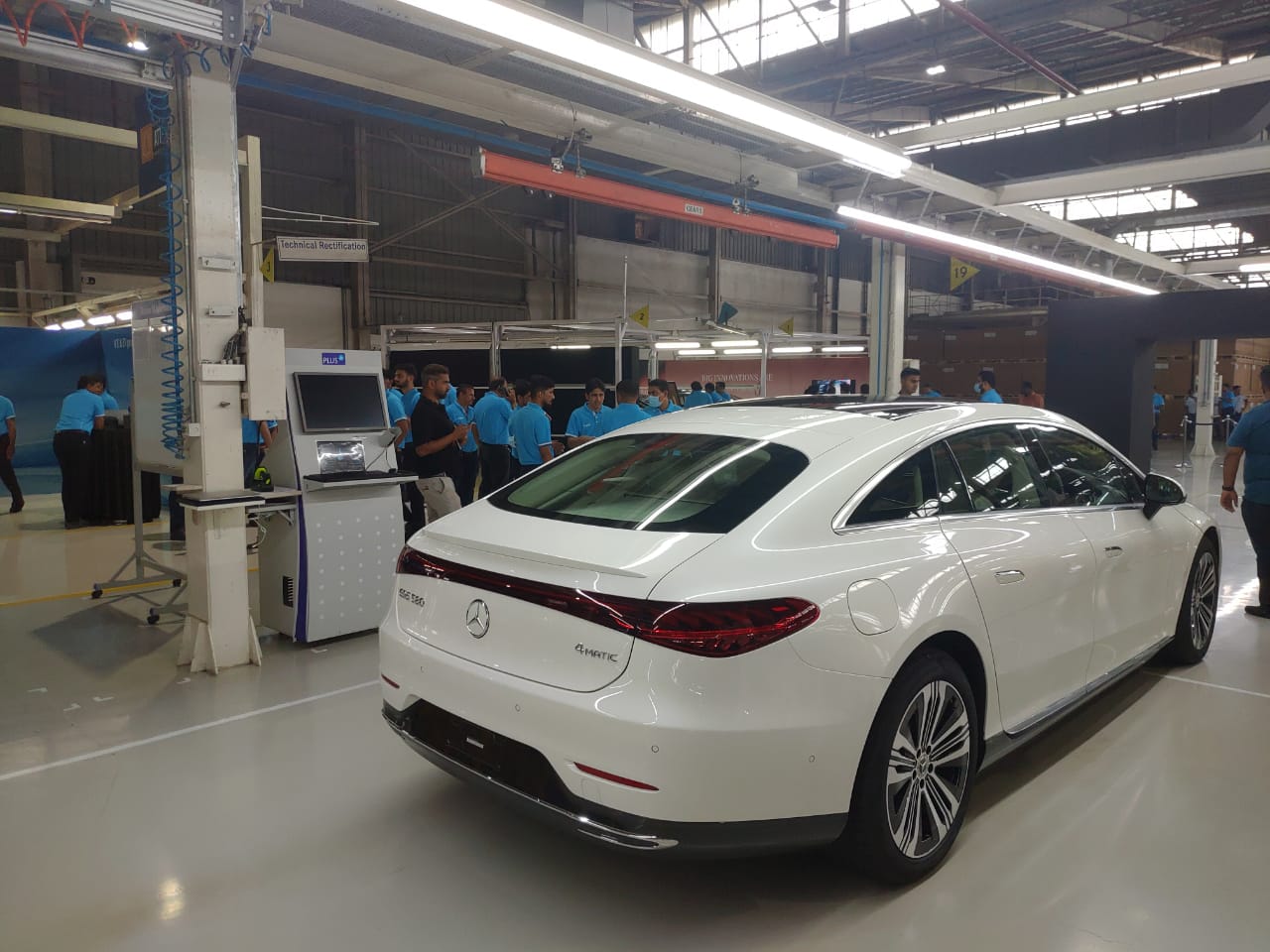 Mercedes-Benz EQS 580 launched in India - Motoring World