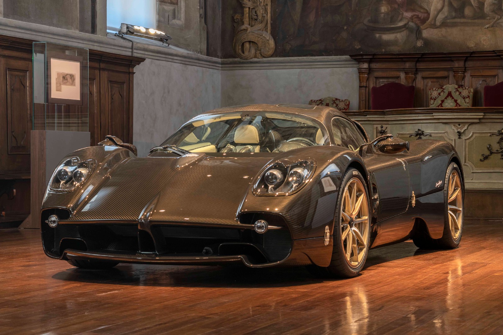 Pagani unveils V12 Utopia with a manual gearbox Motoring World