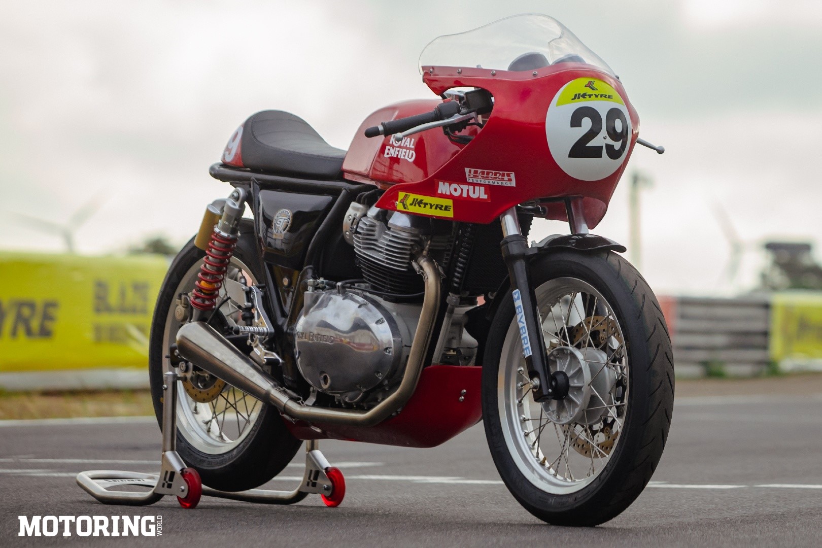 Royal Enfield Continental Gt R650 Cup Bike Balancing Act Motoring World