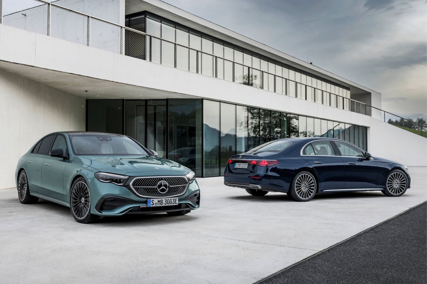 Mercedes C-Class Generations