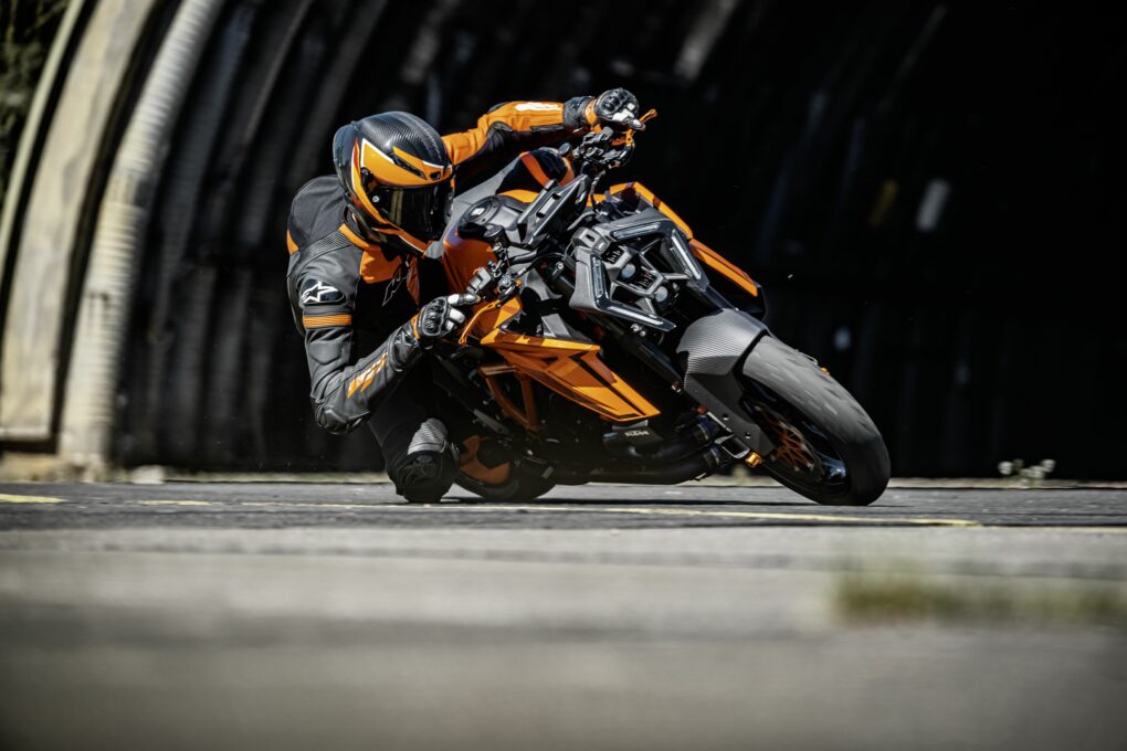 KTM unveils 2024 Super duke R and Super Duke R EVO - Motoring World