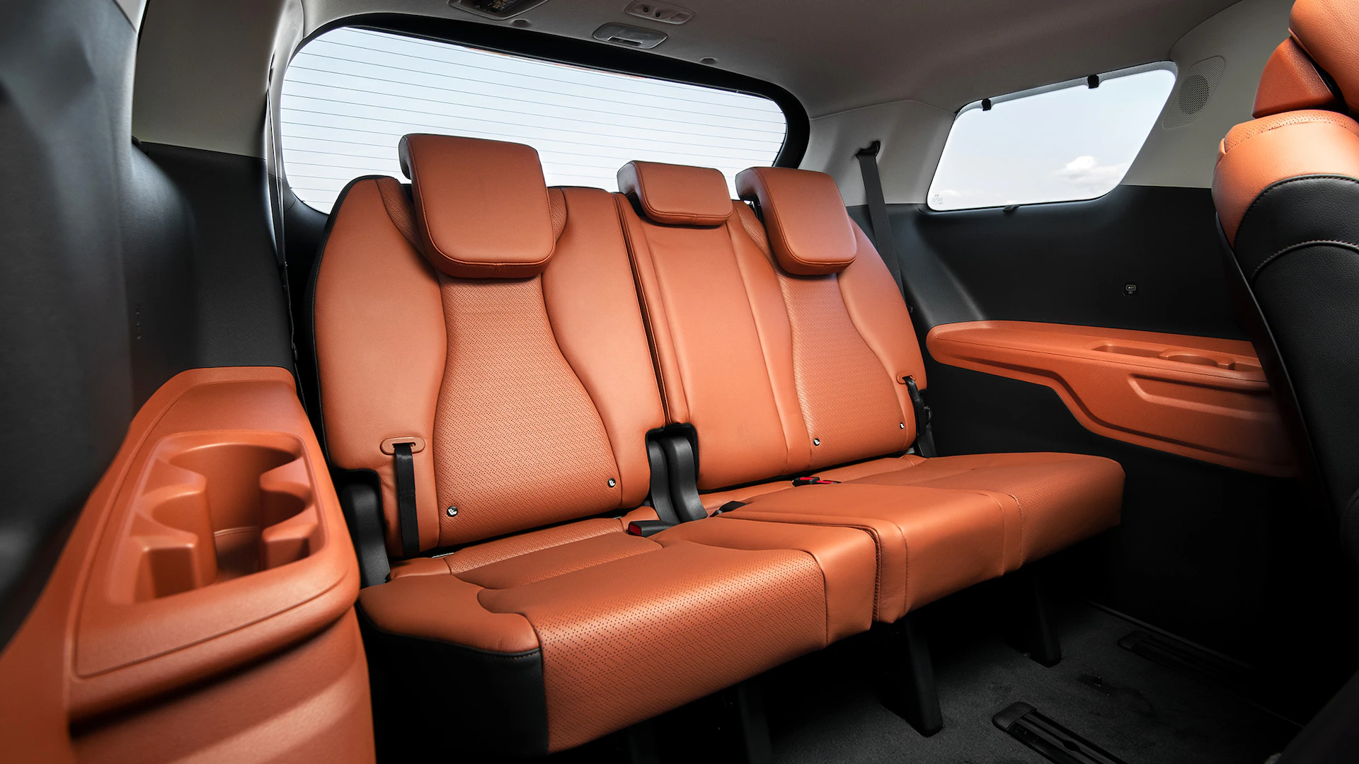 All you want to know about the 2024 Kia Carnival - Motoring World