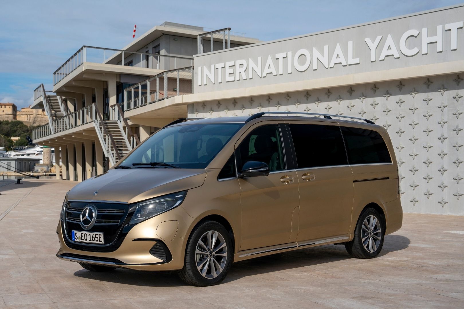 The Mercedes-Benz V-Class Returns to India