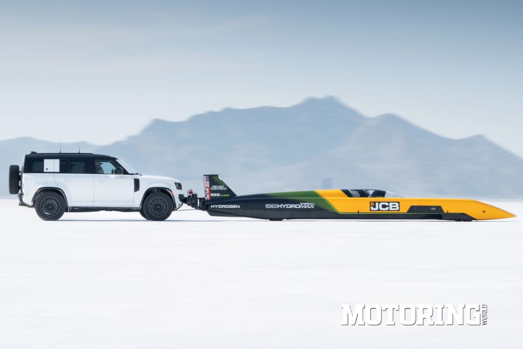 JCB sets a new 650 kph land speed world record with a hydrogen powered car