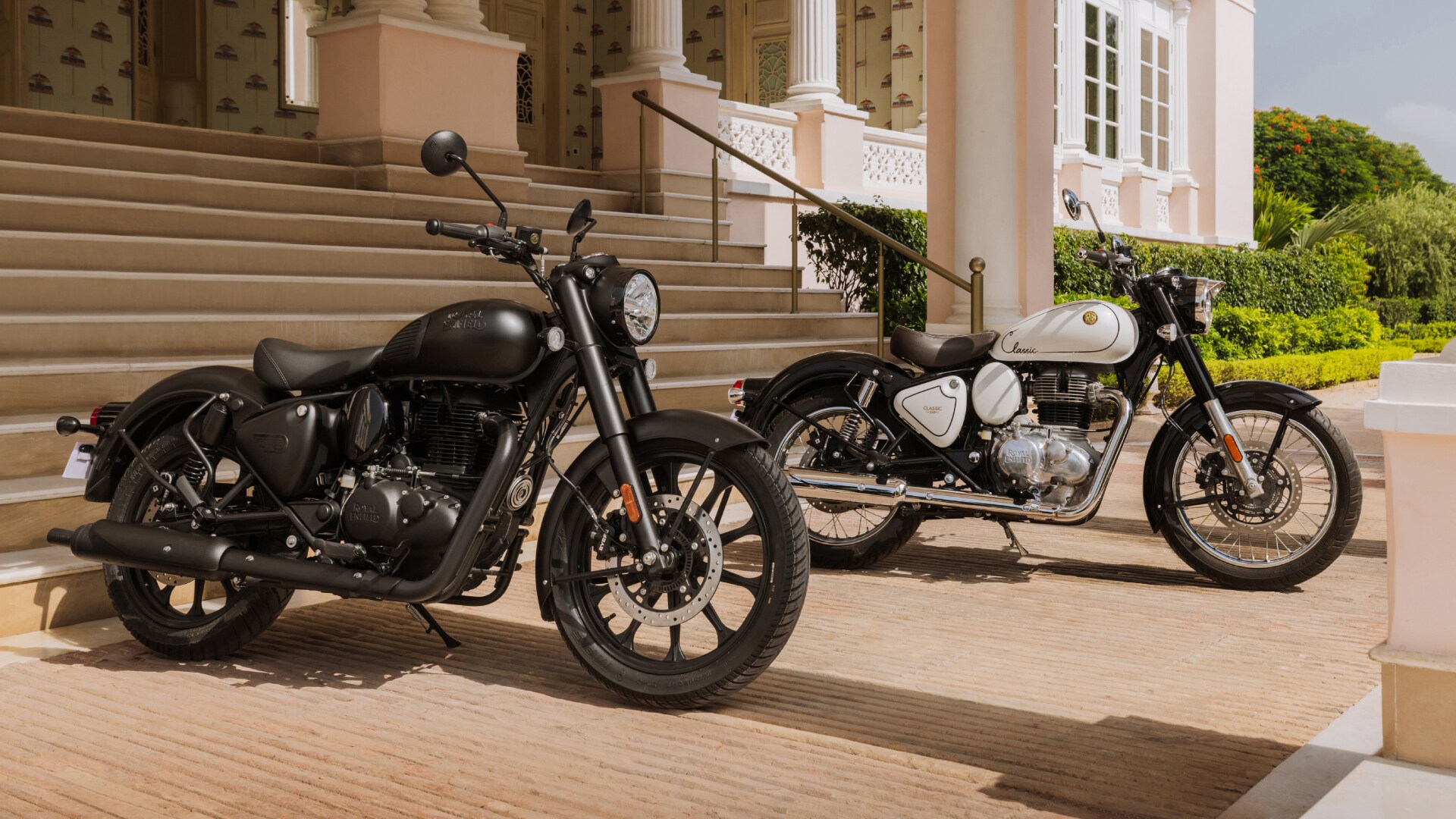 Royal Enfield Classic 350 Signature White Edition launched
